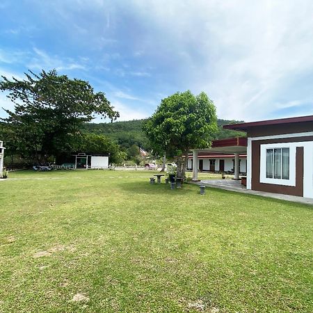 Oyo 90317 Ambong Bay Resthouse Hotel Kota Kinabalu Eksteriør billede