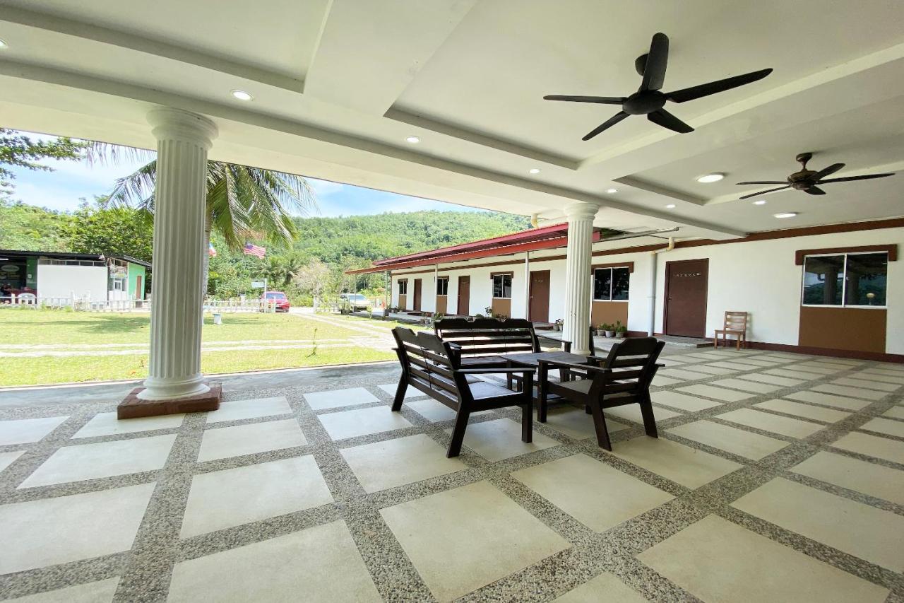 Oyo 90317 Ambong Bay Resthouse Hotel Kota Kinabalu Eksteriør billede